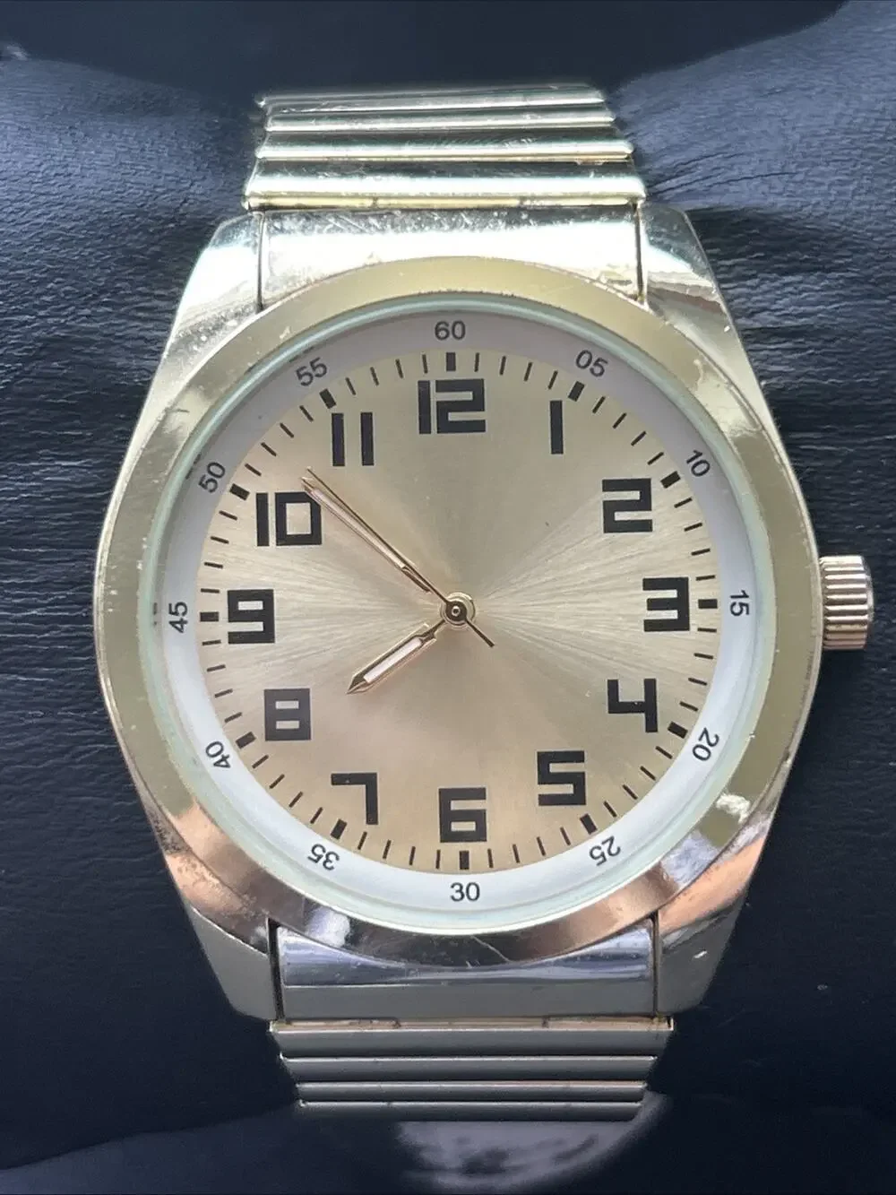 Gold Tone Men’s Stretch Band Quartz Watch